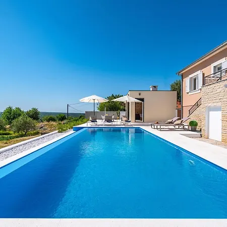 Villa Matea - Heated Pool, Peace, View * Pridraga