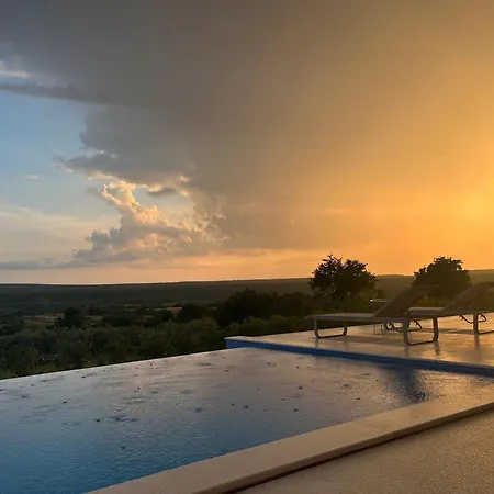 别墅 Matea - Heated Pool, Peace, View *