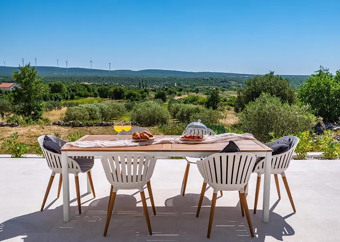 Villa Villa Matea - Heated Pool, Peace, View Pridraga