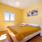 Vila Villa Matea - Heated Pool, Peace, View Pridraga