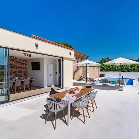 Villa Villa Matea - Heated Pool, Peace, View *