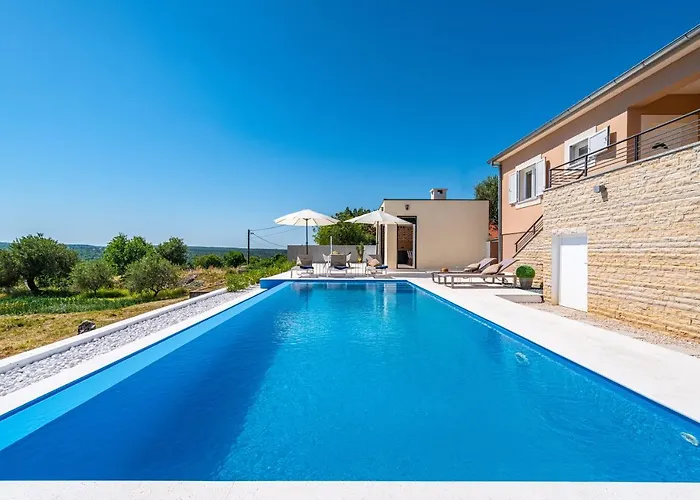 Matea - Heated Pool, Peace, View * Pridraga